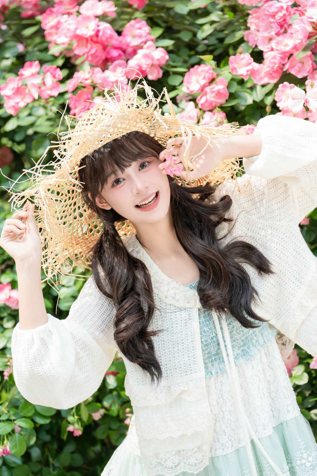 YiTuYu艺图语 Vol.9047 Xia Yu Xiao Nian (36P)