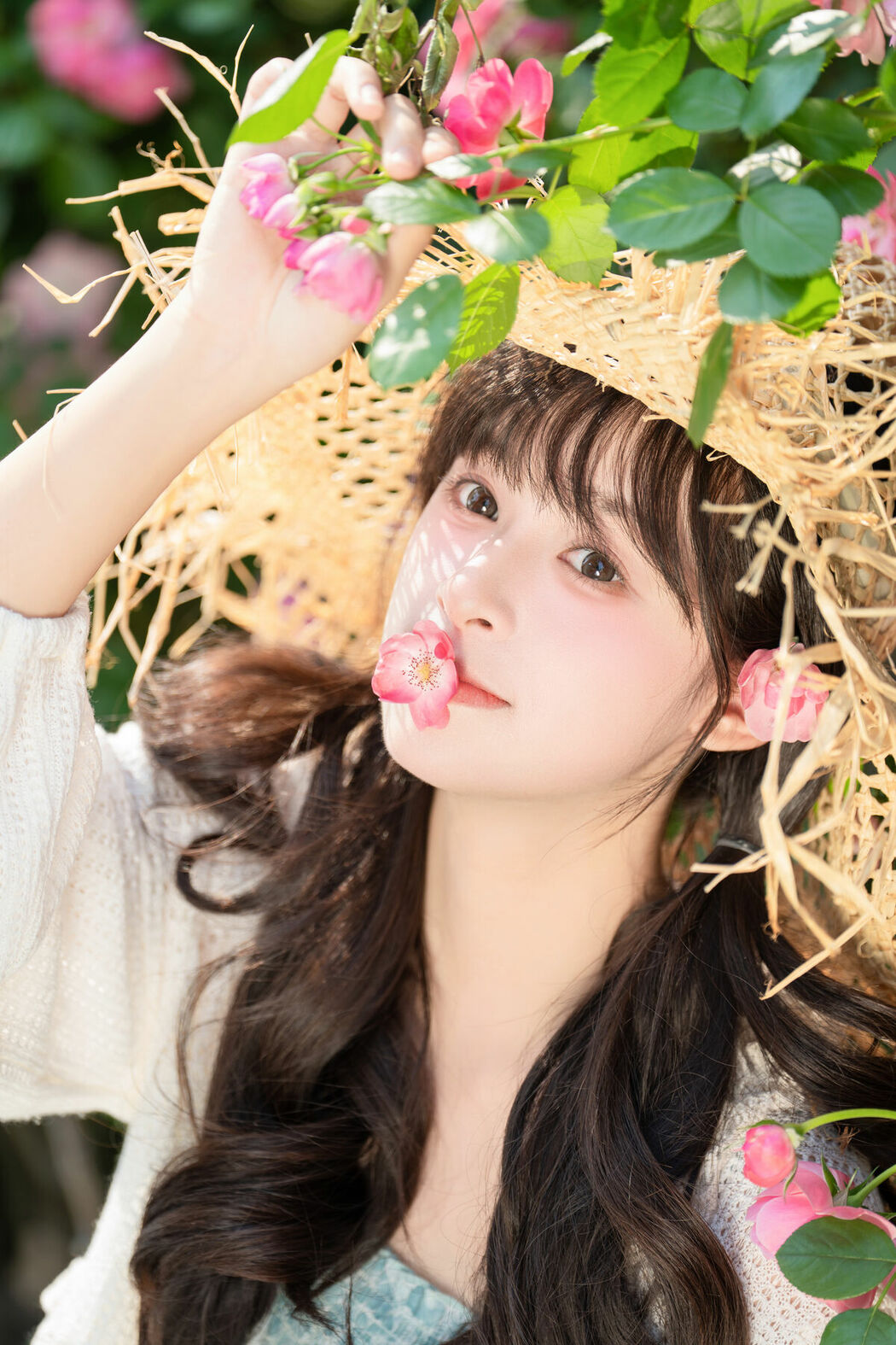 YiTuYu艺图语 Vol.9047 Xia Yu Xiao Nian (36P)