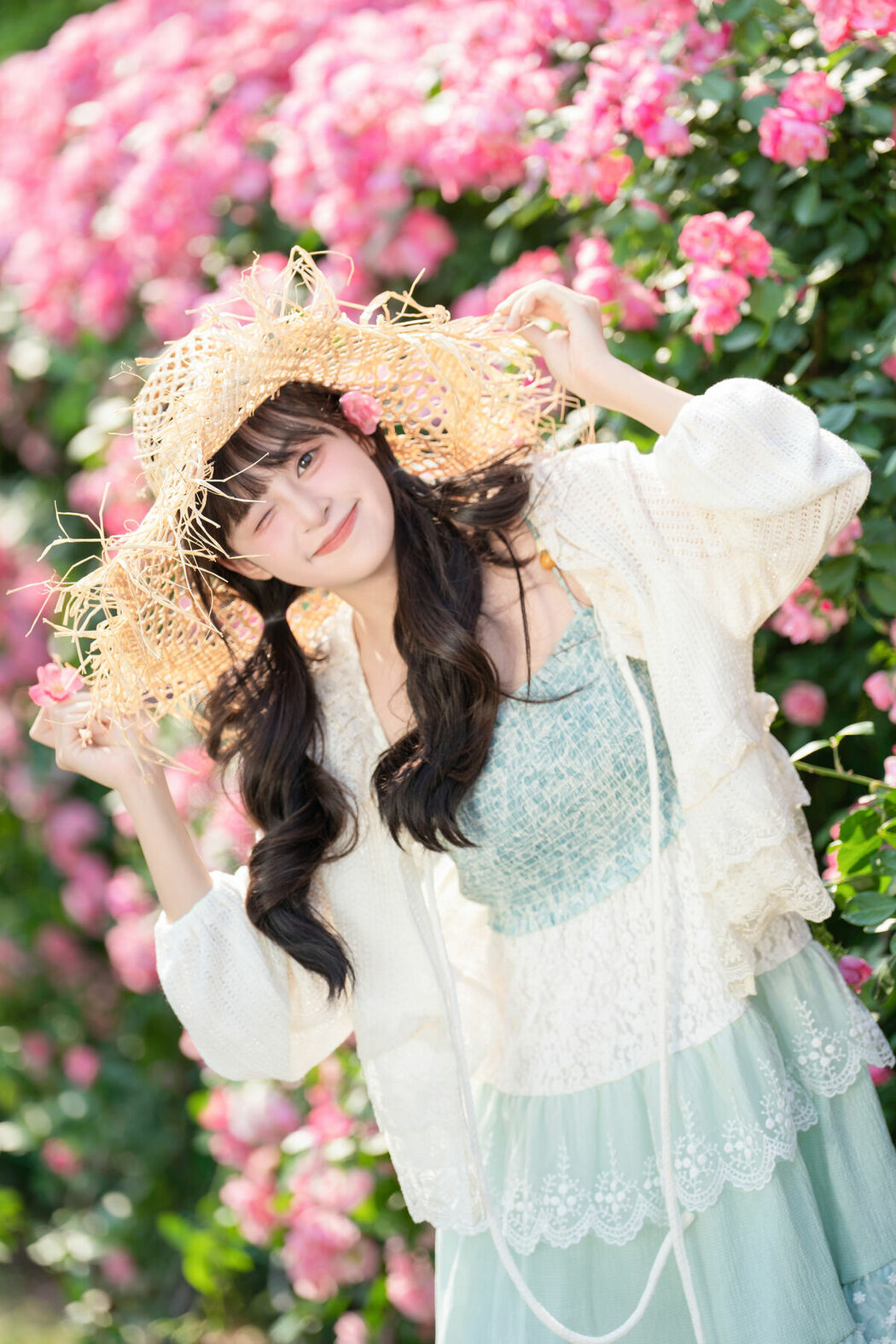 YiTuYu艺图语 Vol.9047 Xia Yu Xiao Nian (36P)