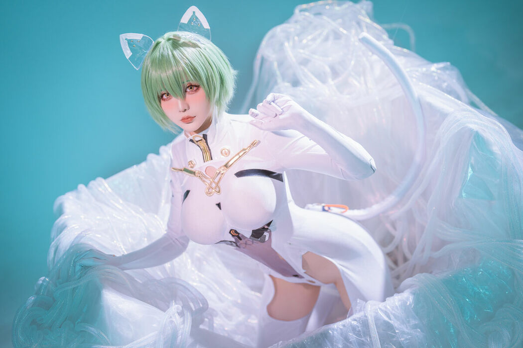 Coser@星之迟迟Hoshilily – 碧蓝航线 纳西莫夫 (35P)