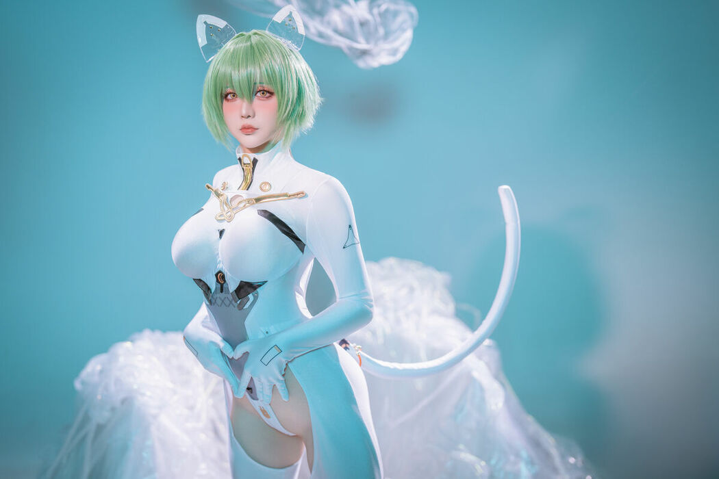 Coser@星之迟迟Hoshilily – 碧蓝航线 纳西莫夫 (35P)