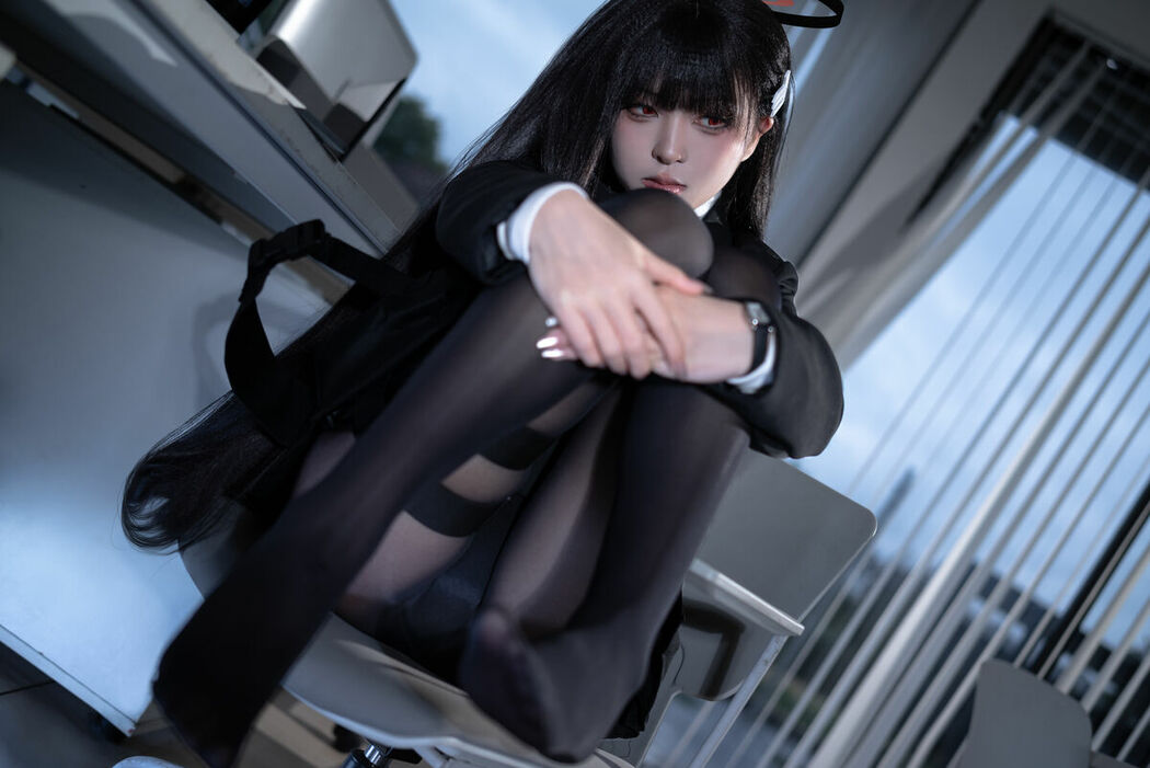 Coser@矢量鱼 – 蔚蓝档案 调月莉音 黑丝OL (37P)