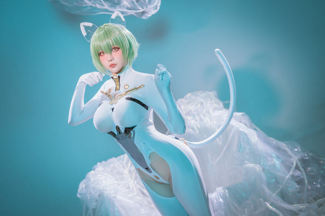 Coser@星之迟迟Hoshilily – 碧蓝航线 纳西莫夫 (35P)