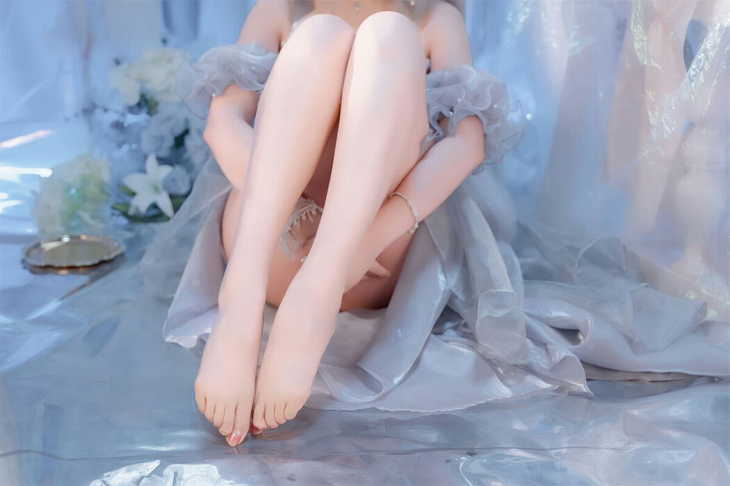 Coser@轩萧学姐 – Nikke胜利女神 灰姑娘 水晶公主 (41P)