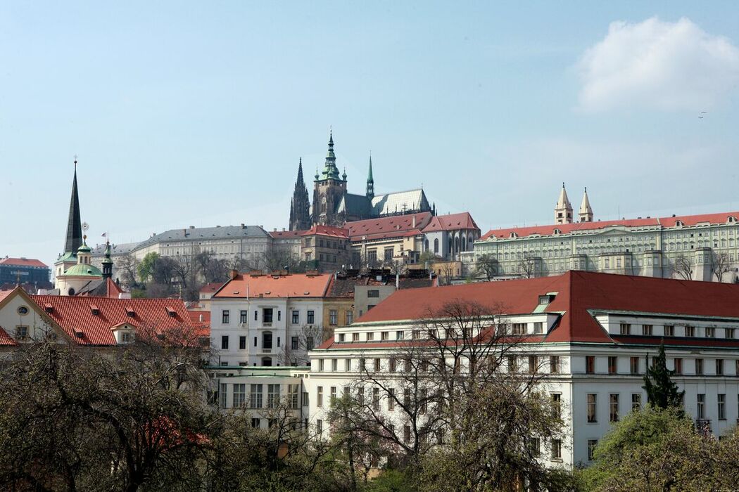 MetArt Caprice – Presenting Part01 (67P)