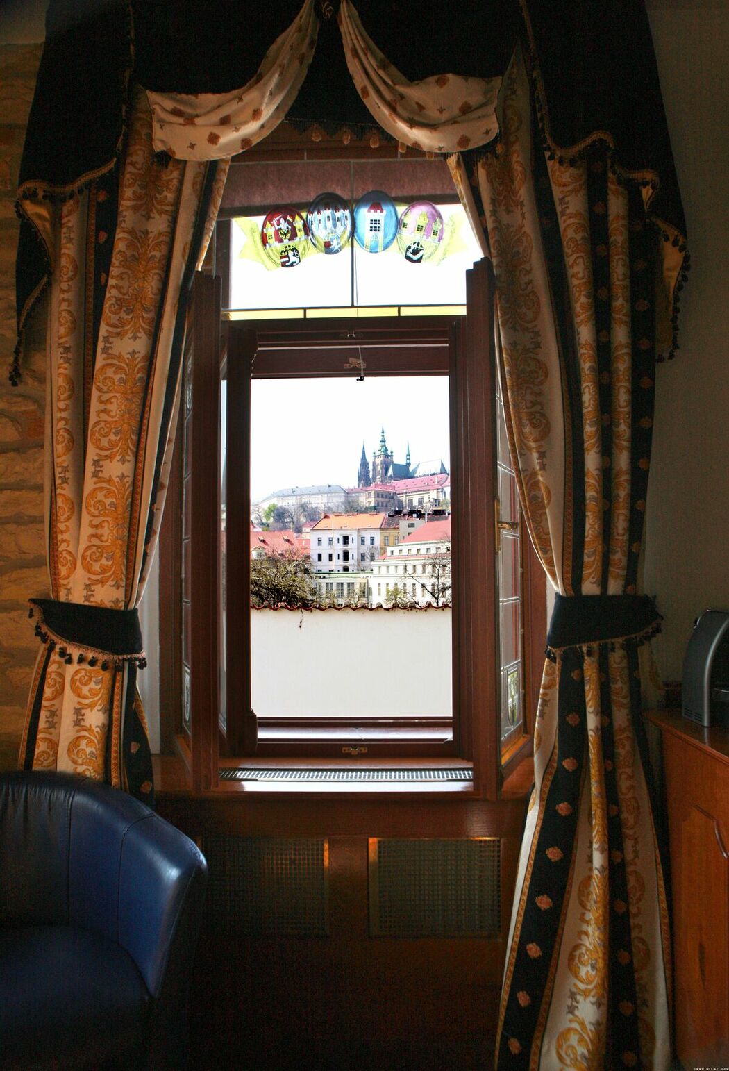 MetArt Caprice – Presenting Part01 (67P)