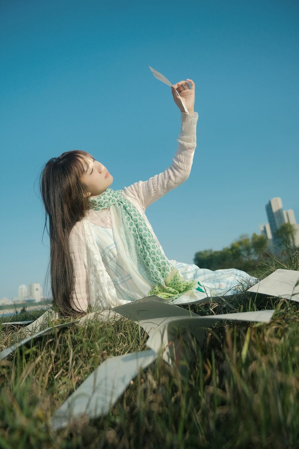 YiTuYu艺图语 Vol.9072 Yang Zi (23P)