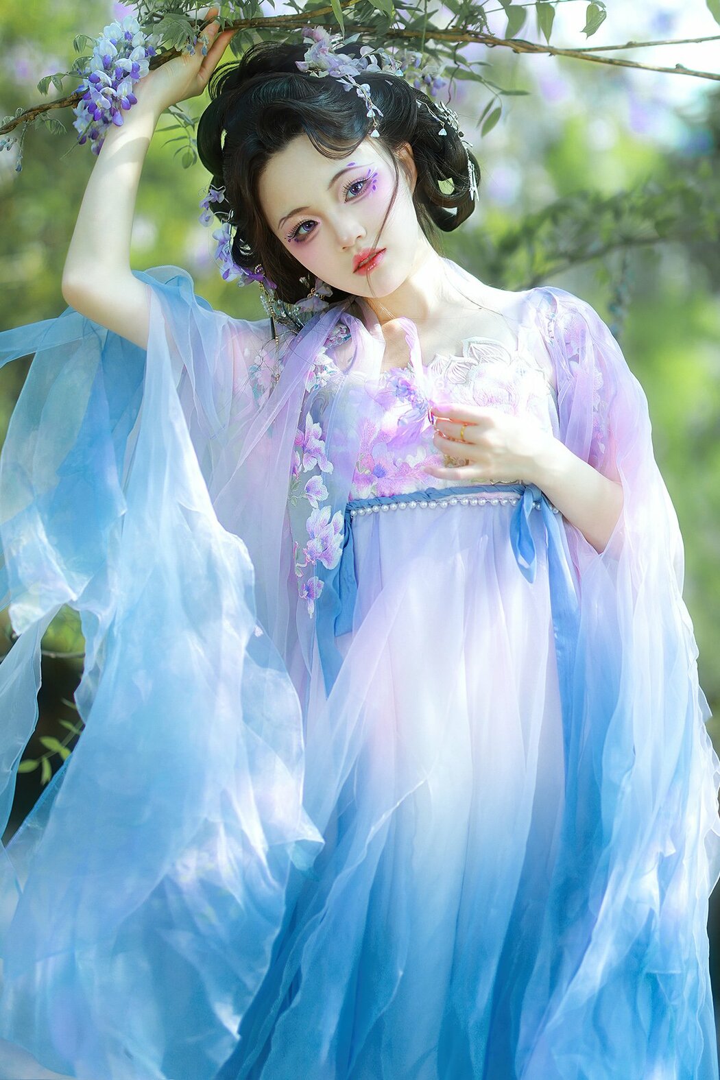 YiTuYu艺图语 Vol.9065 Xian Luo (14P) Cover Photo