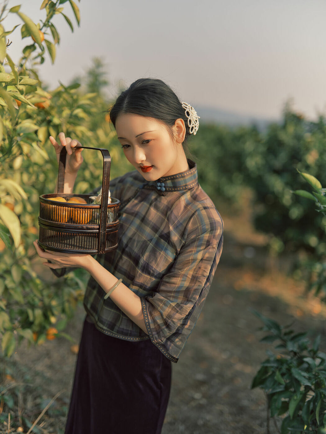 YiTuYu艺图语 Vol.9068 Yao Guai Na Li Tao (31P)