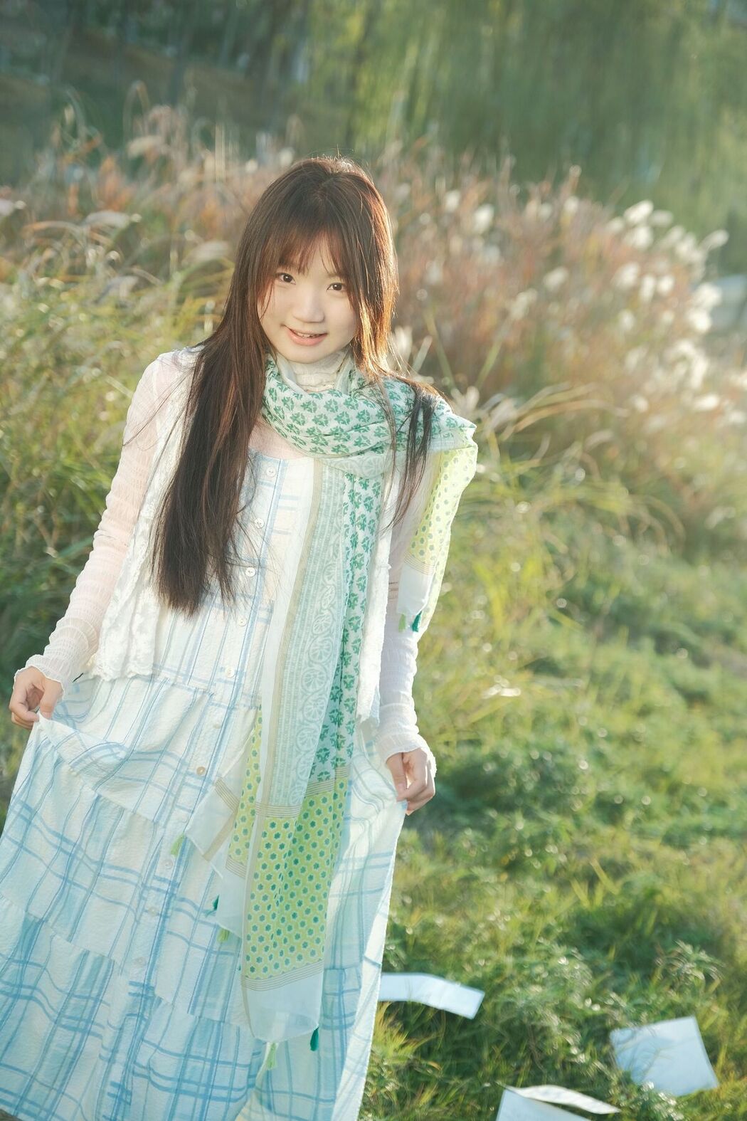 YiTuYu艺图语 Vol.9072 Yang Zi (23P)