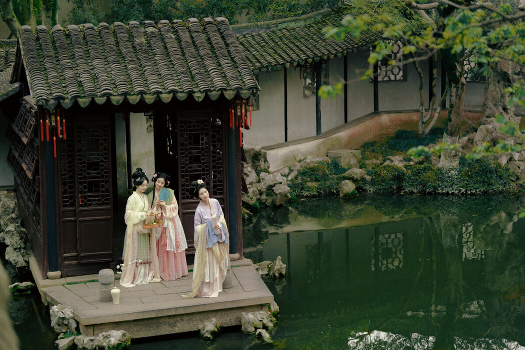 YiTuYu艺图语 Vol.9069 Yu Wei Jiang (30P)