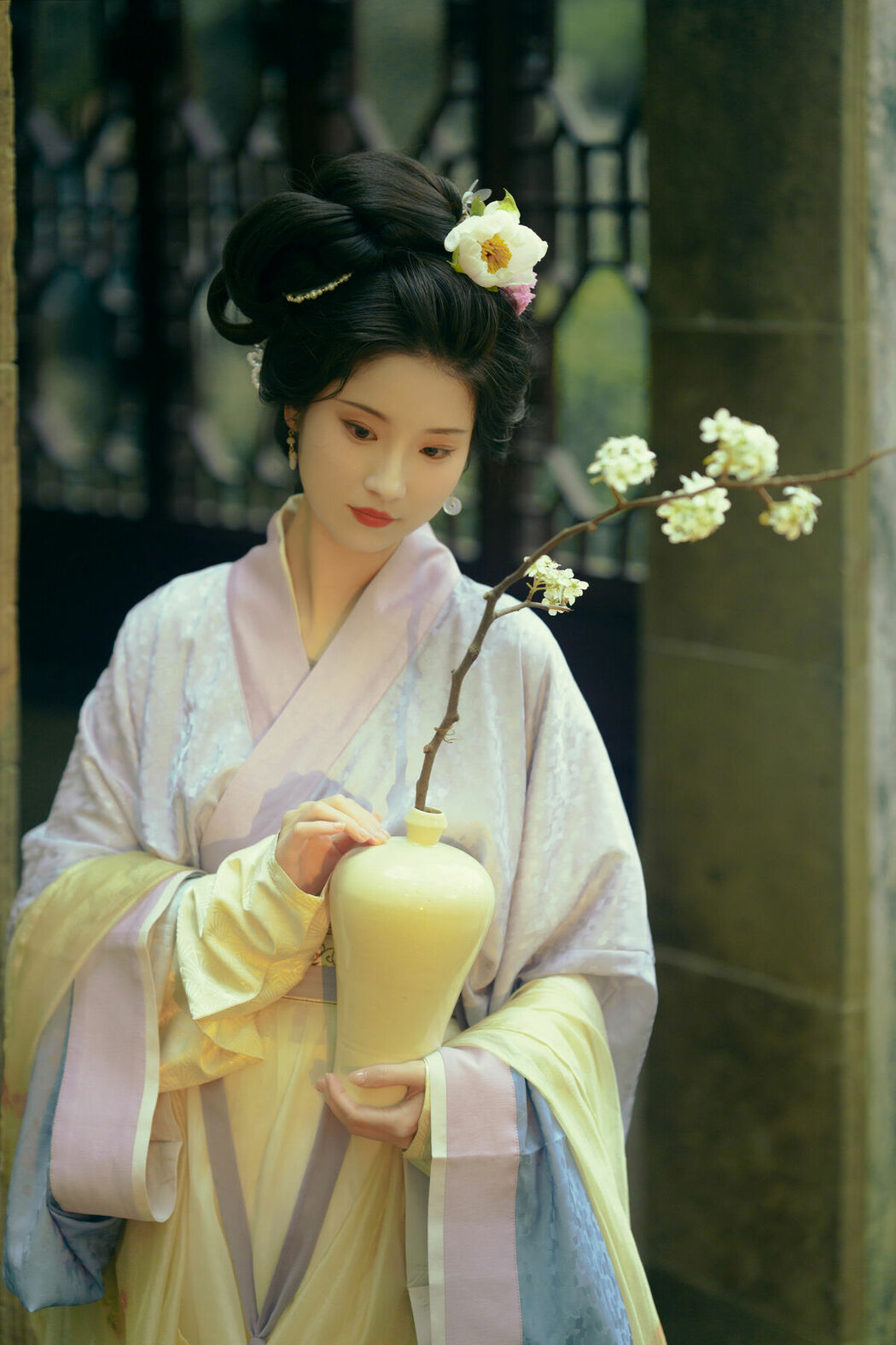 YiTuYu艺图语 Vol.9069 Yu Wei Jiang (30P)