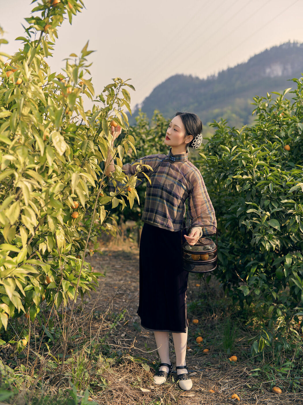 YiTuYu艺图语 Vol.9068 Yao Guai Na Li Tao (31P)