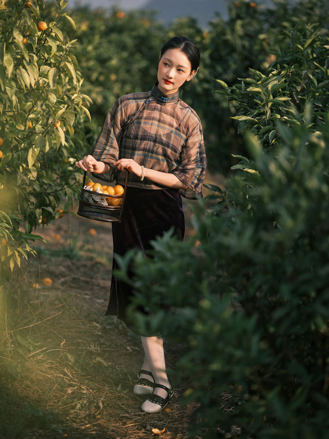 YiTuYu艺图语 Vol.9068 Yao Guai Na Li Tao (31P)