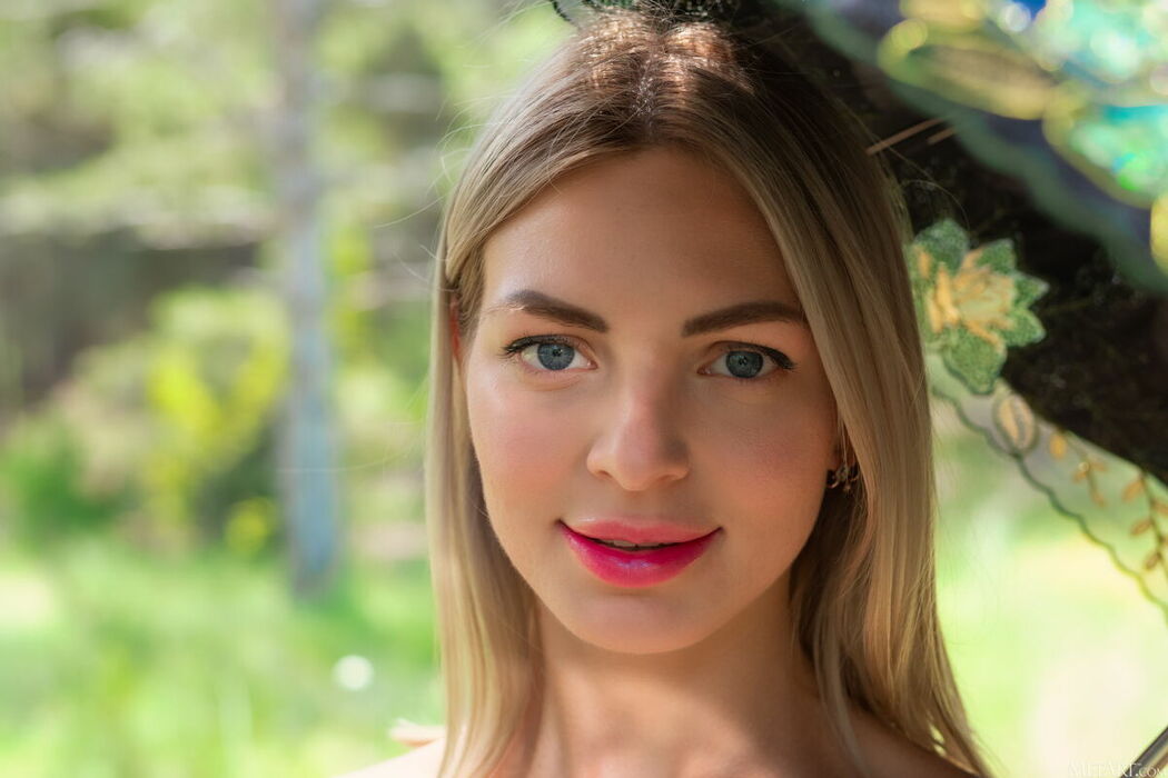 MetArt Roxy – Presenting Roxy Part03 (50P)