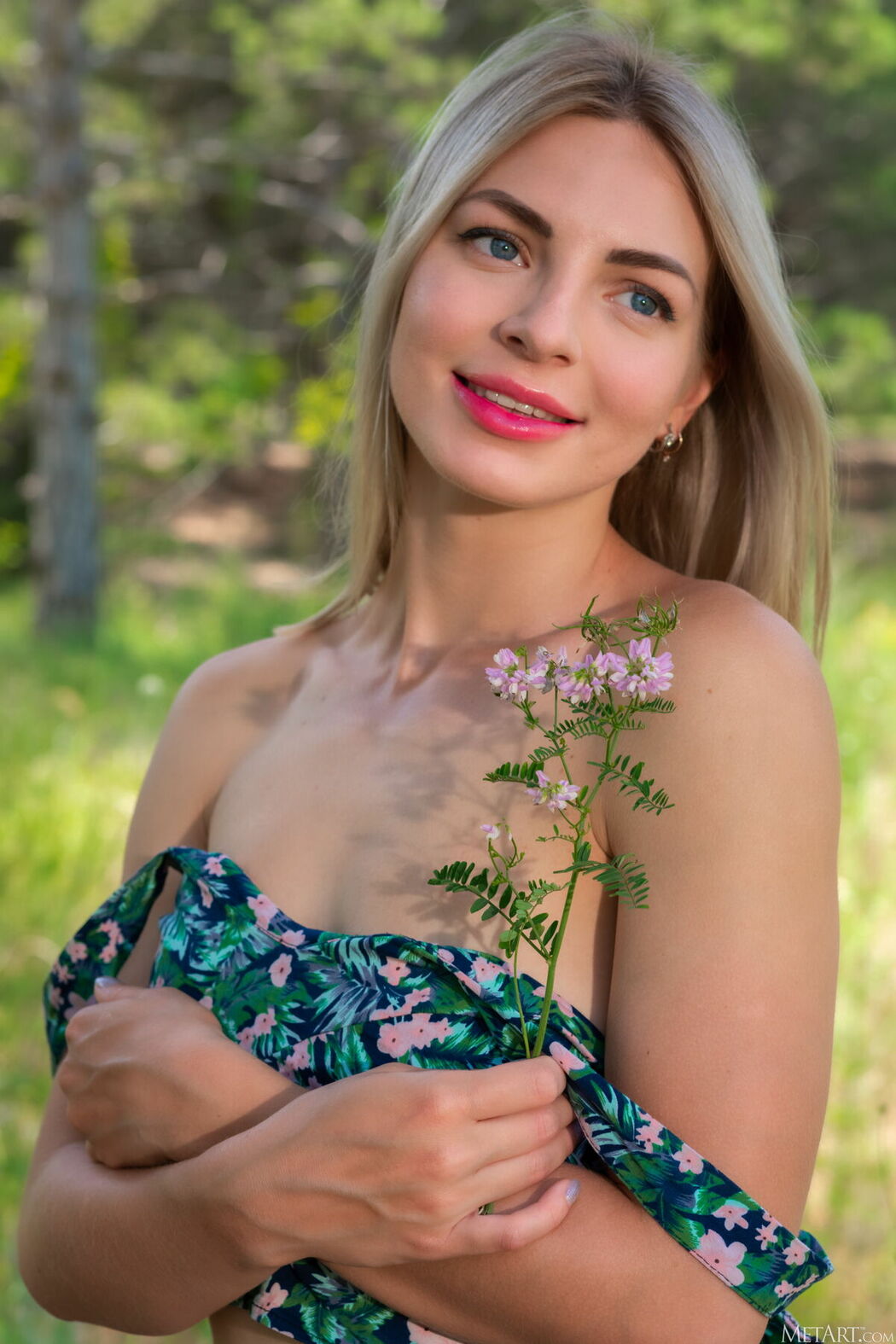 MetArt Roxy – Presenting Roxy Part01 (53P)