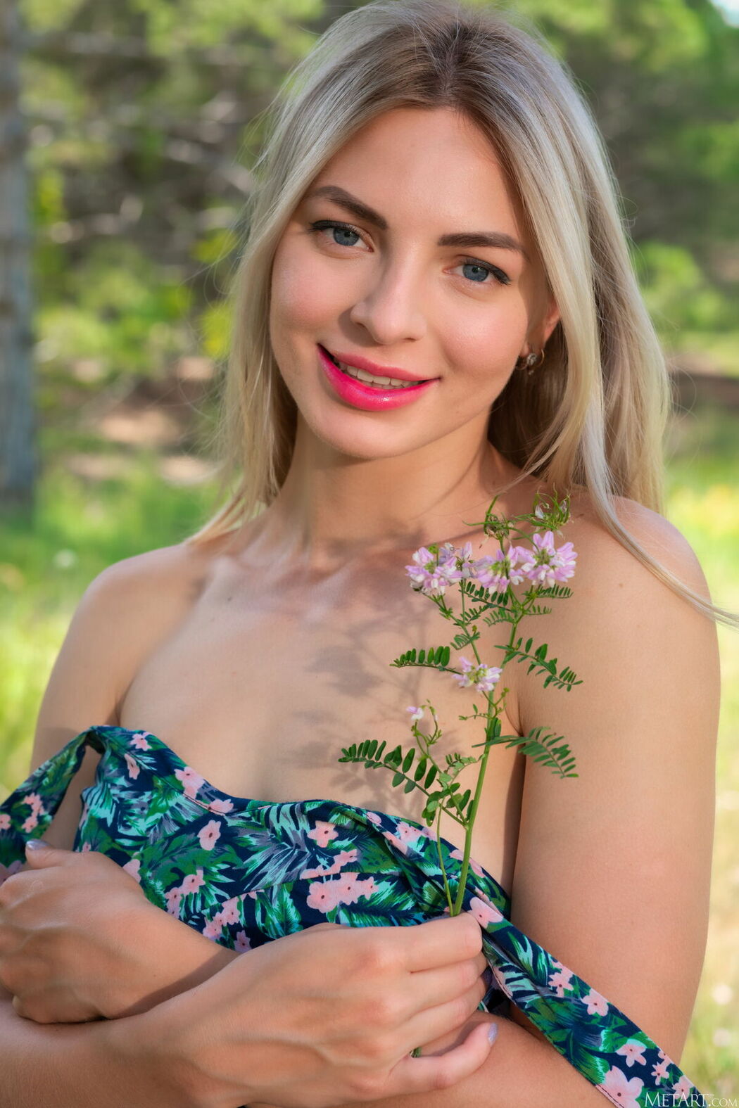 MetArt Roxy – Presenting Roxy Part01 (53P)