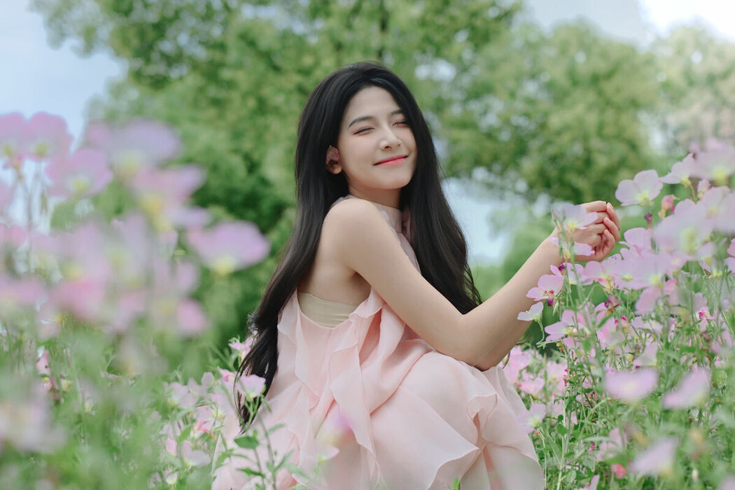 YiTuYu艺图语 Vol.9081 Ya Ya (33P)