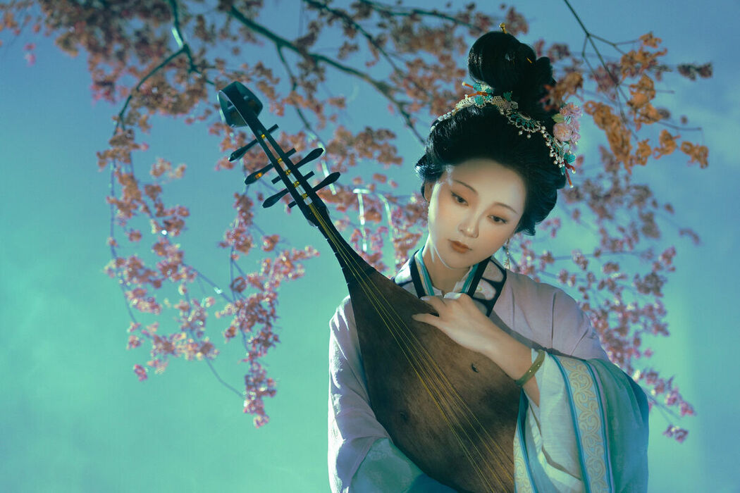 YiTuYu艺图语 Vol.9084 Yu Yue Shi Tu Tu (24P)