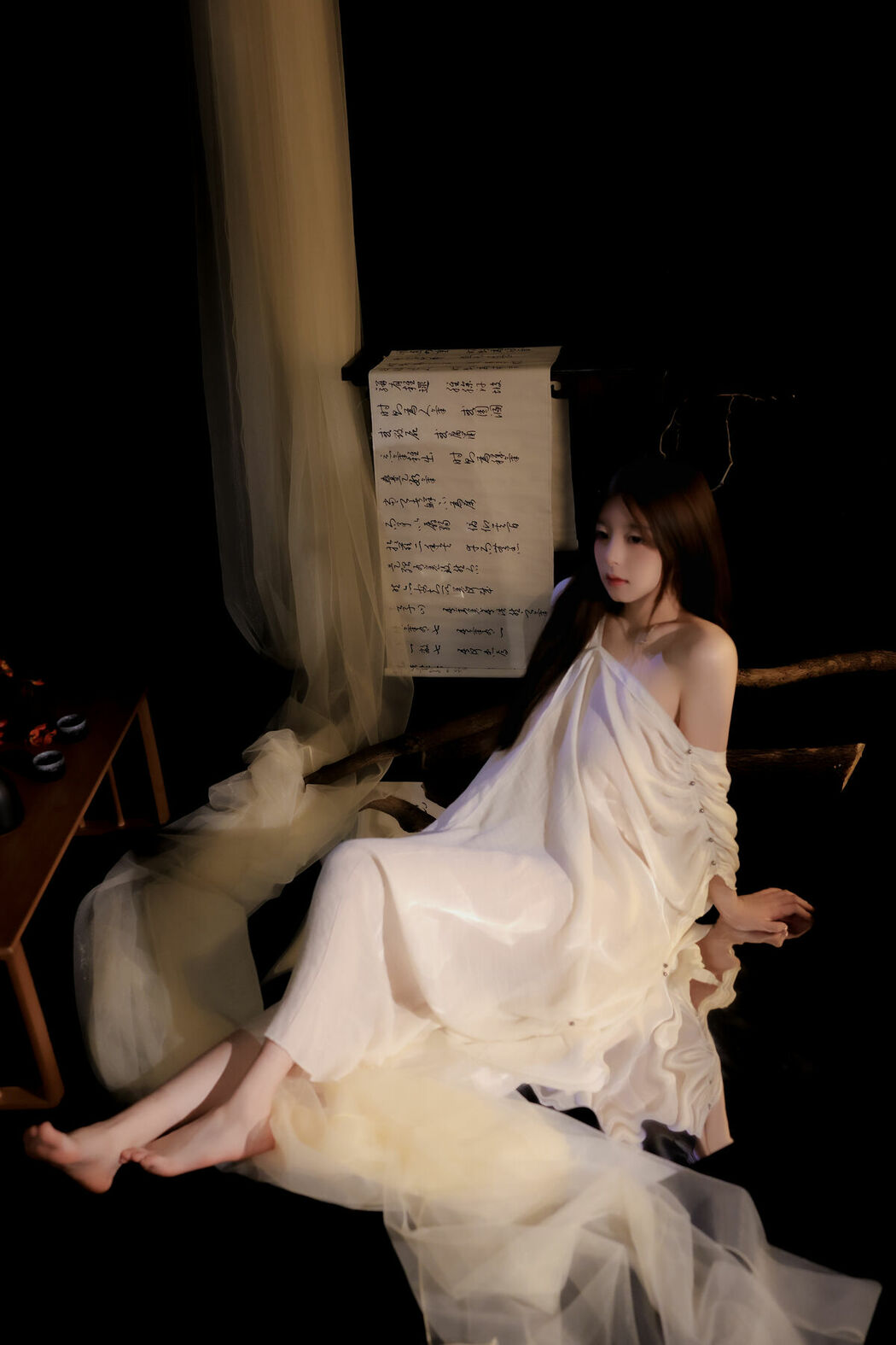 YiTuYu艺图语 Vol.9082 Li Ji Rou (32P)