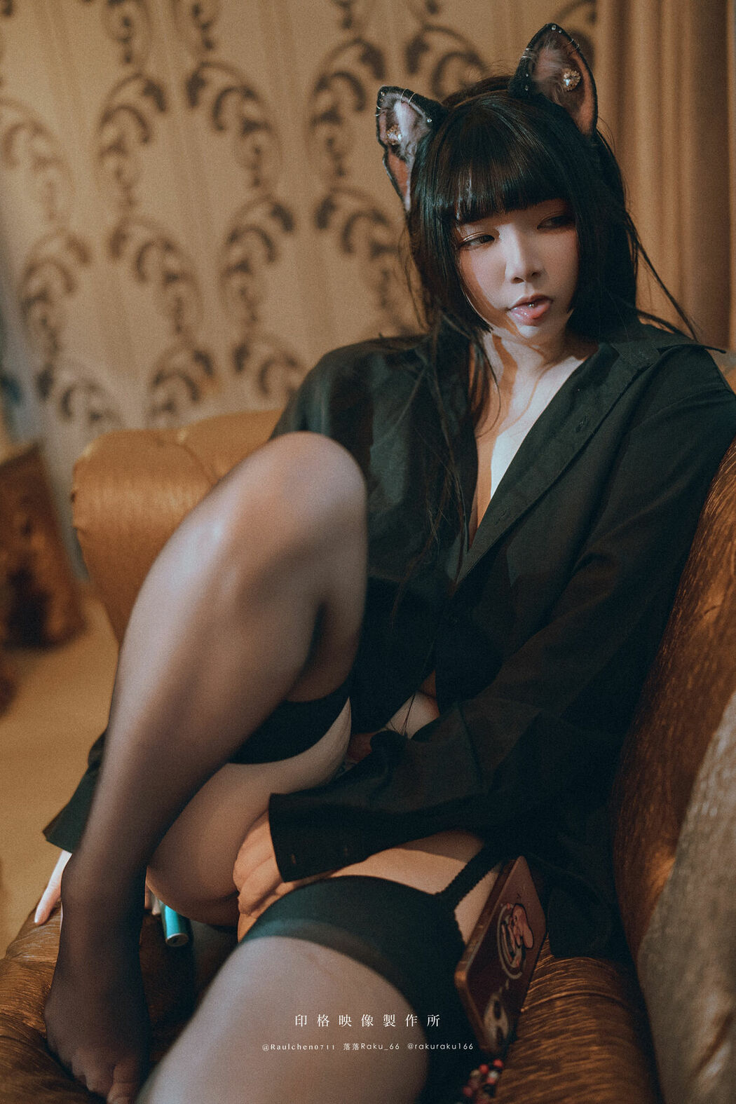 Coser@落落Raku – 吾輩は猫である (42P)