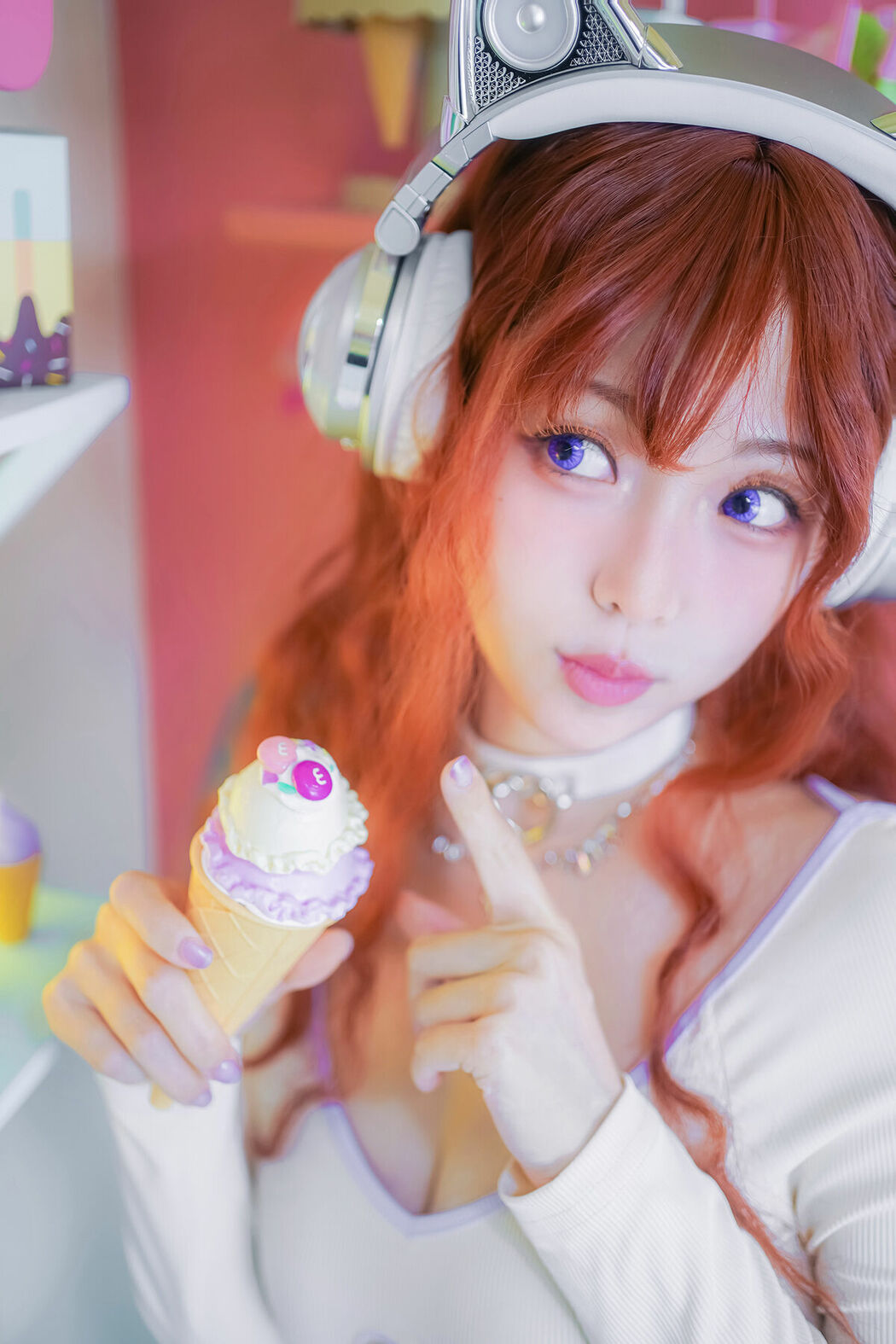 Coser@Ely_eee ElyEE子 – Maoin Y2K貓音 (26P – 3V)