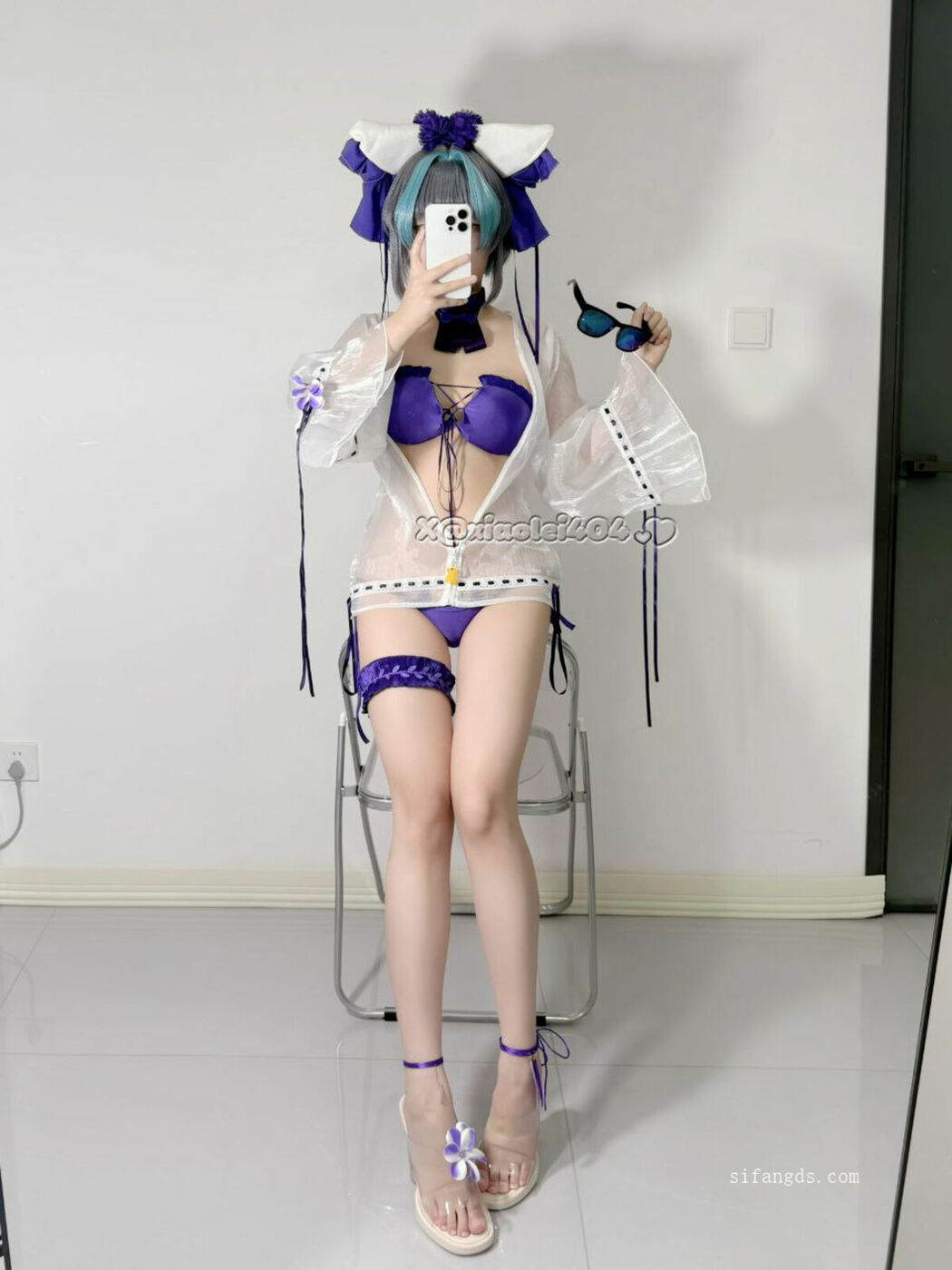 Coser@希尔薇 – 10月最新COS柴郡&沐浴 (28P – 10V)