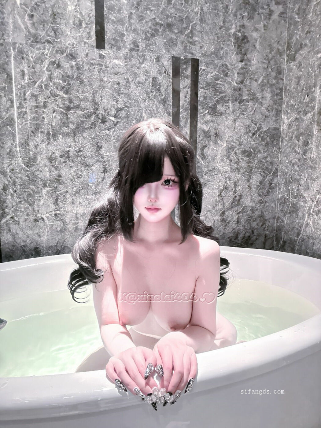 Coser@希尔薇 – 10月最新COS柴郡&沐浴 (28P – 10V)