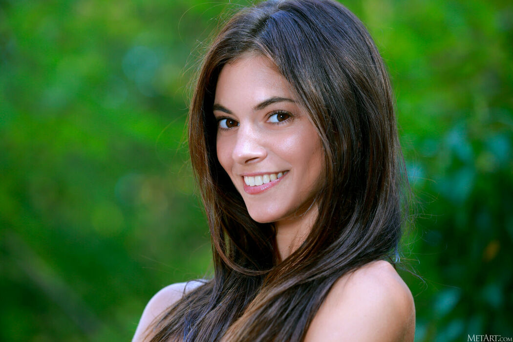 MetArt Aleksandrina – Sylvan Joy Part01 (62P)