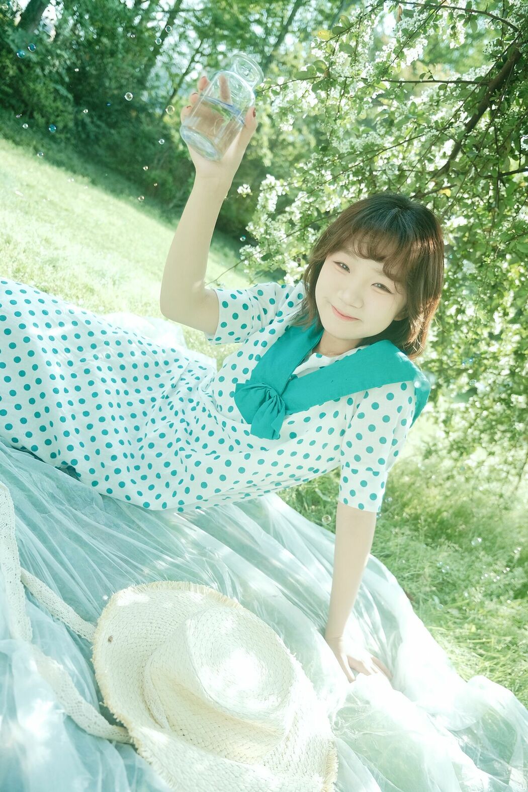 YiTuYu艺图语 Vol.9105 Yang Zi (24P)