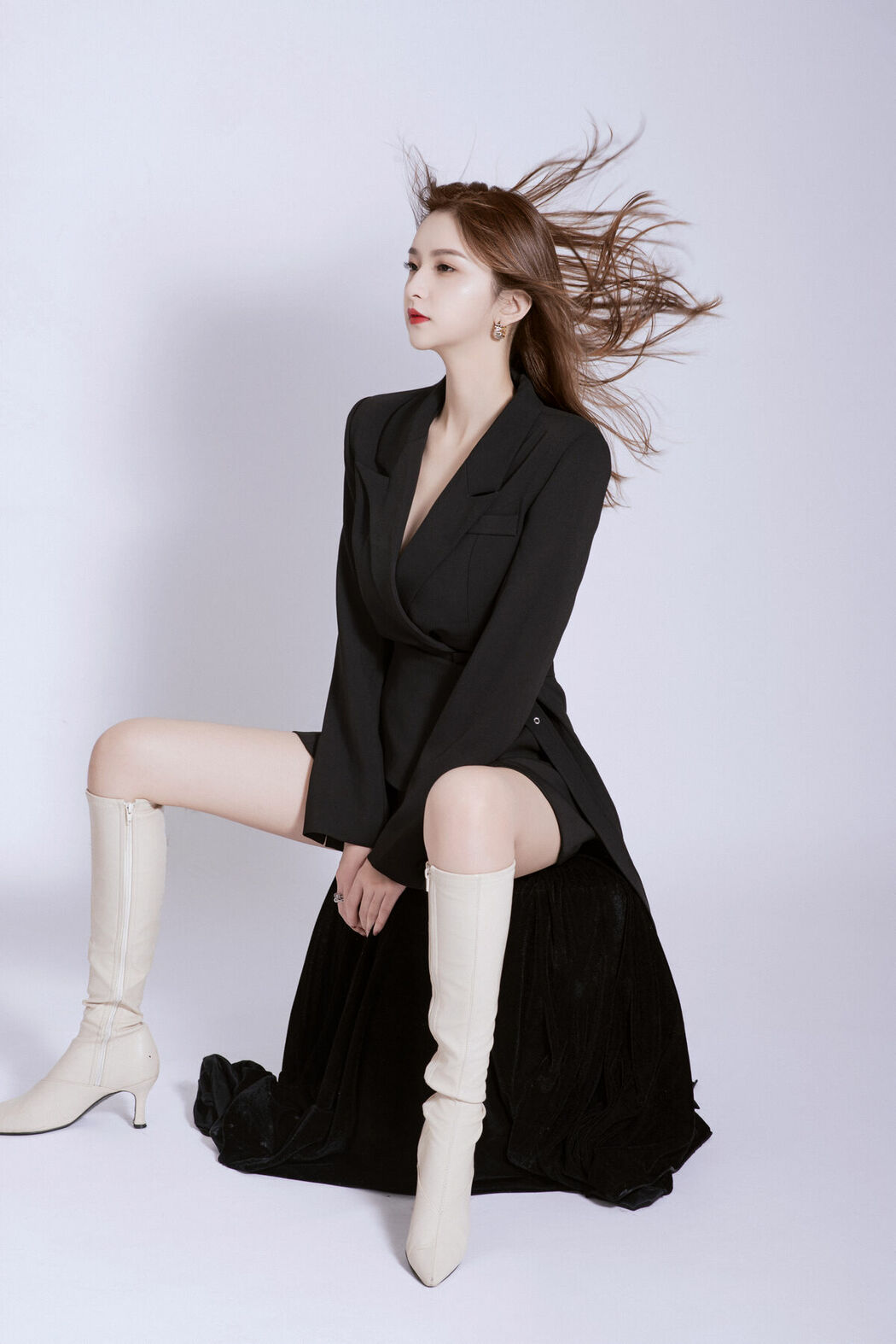 YiTuYu艺图语 Vol.9100 Xue Xue (25P)