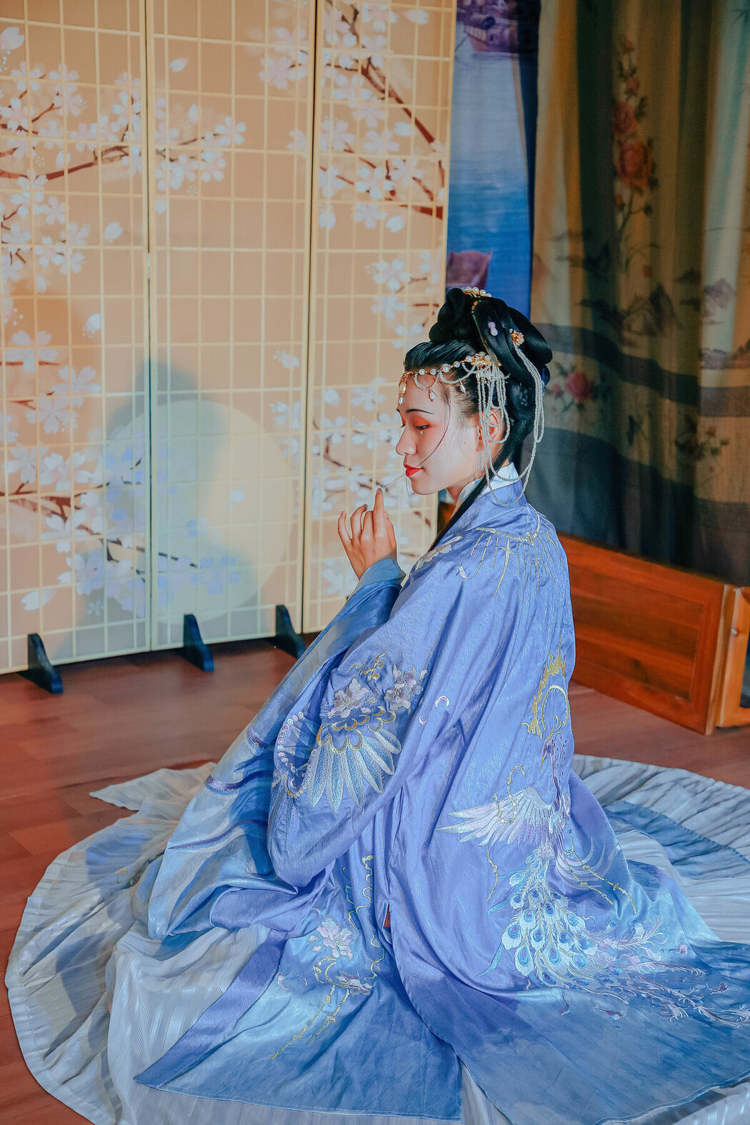 YiTuYu艺图语 Vol.9103 Shen Yan (62P)