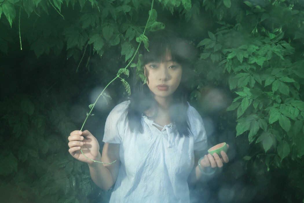 YiTuYu艺图语 Vol.9090 Yang Zai Xiao Tang Yuan (14P)