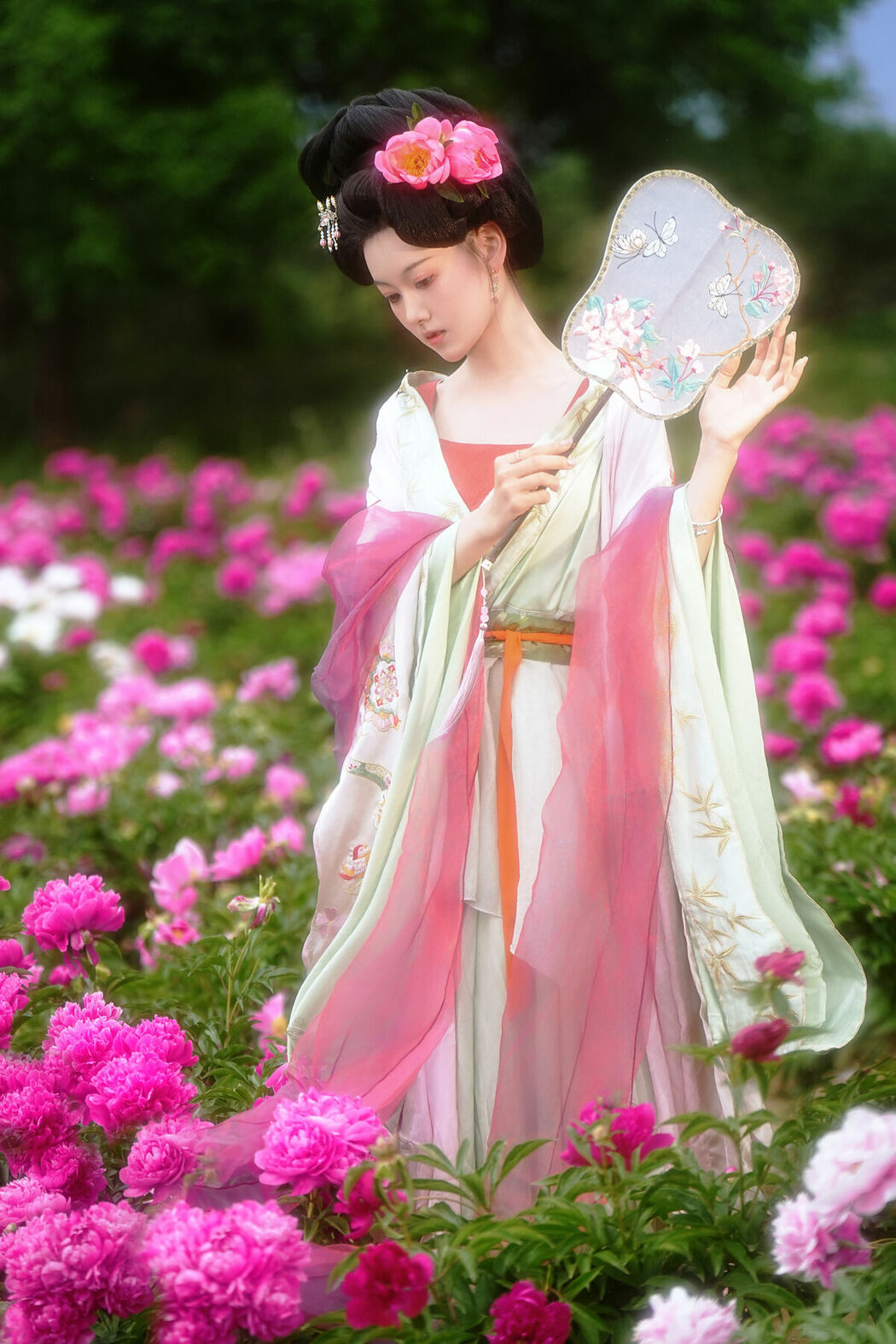 YiTuYu艺图语 Vol.9113 Li Zhi Xiao Ye (14P)