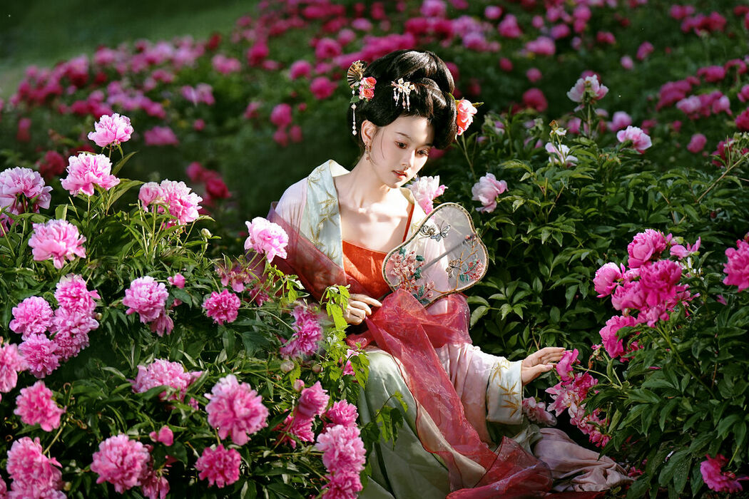 YiTuYu艺图语 Vol.9113 Li Zhi Xiao Ye (14P)