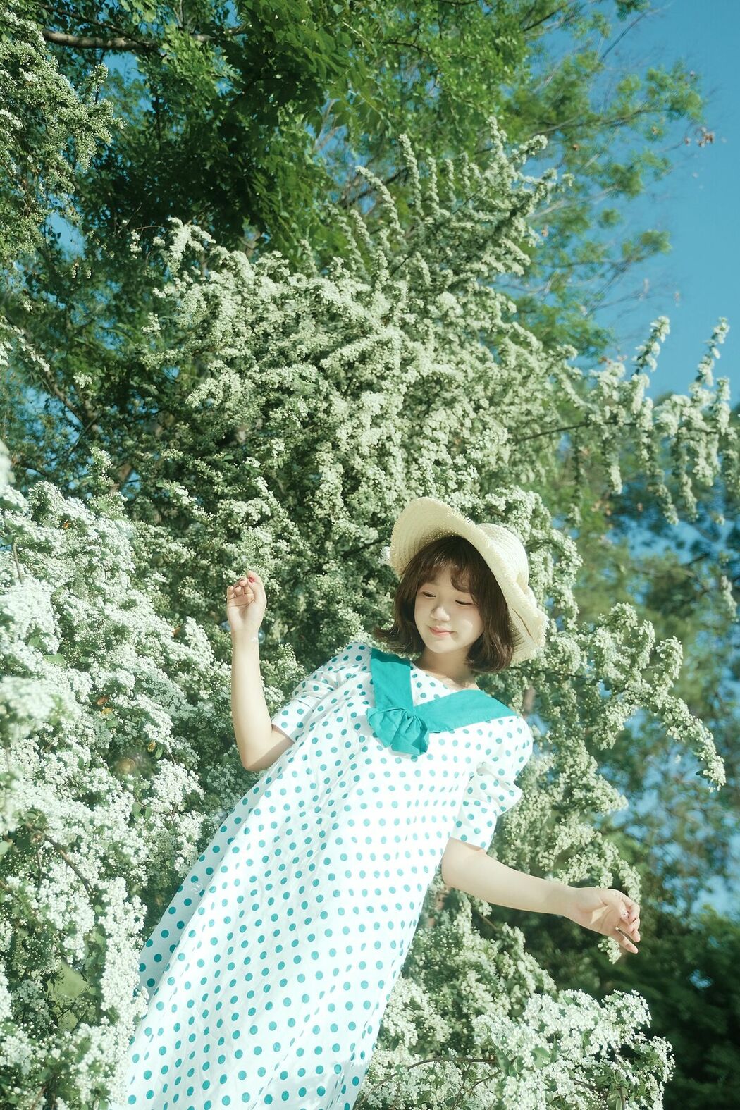 YiTuYu艺图语 Vol.9105 Yang Zi (24P)