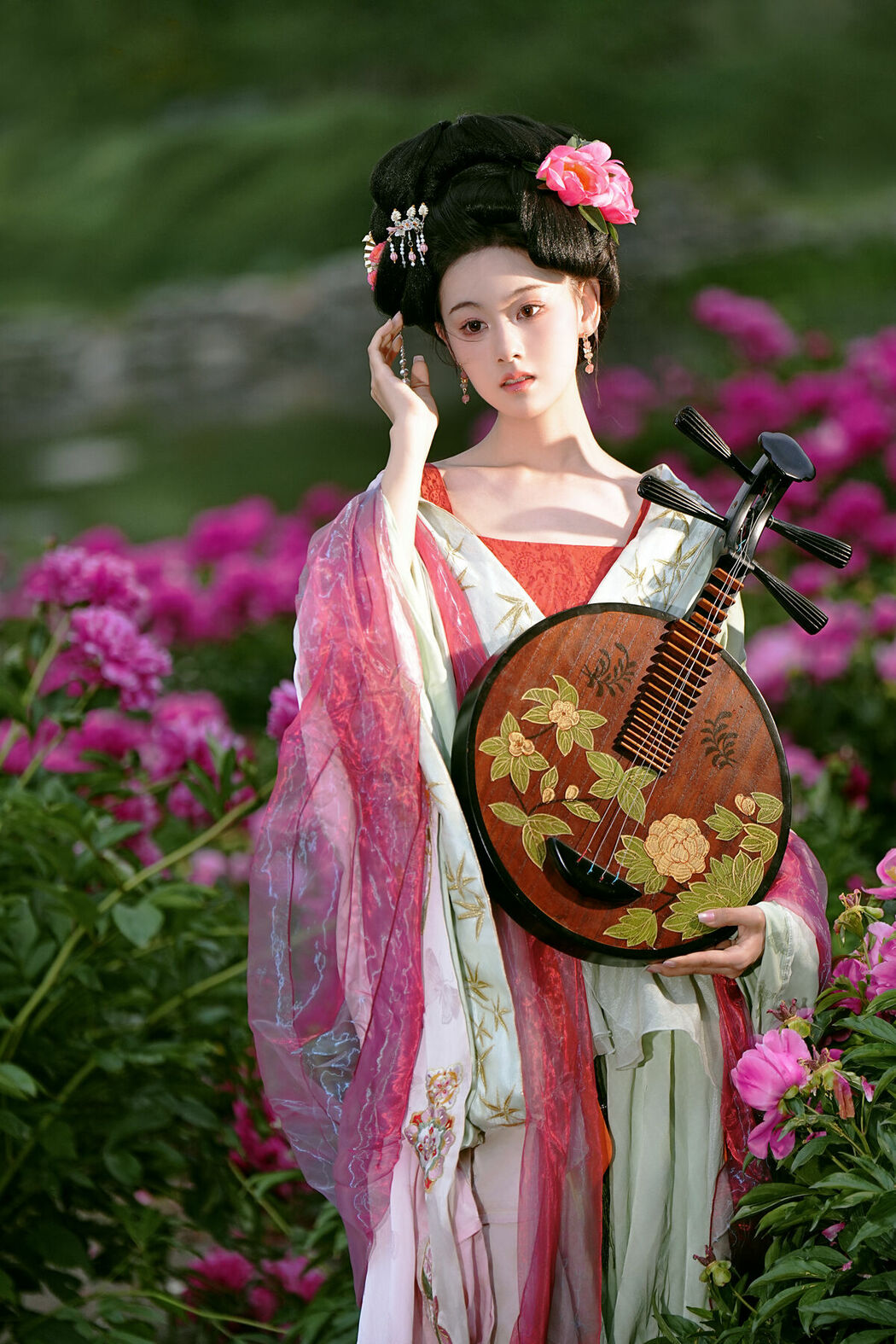 YiTuYu艺图语 Vol.9113 Li Zhi Xiao Ye (14P)