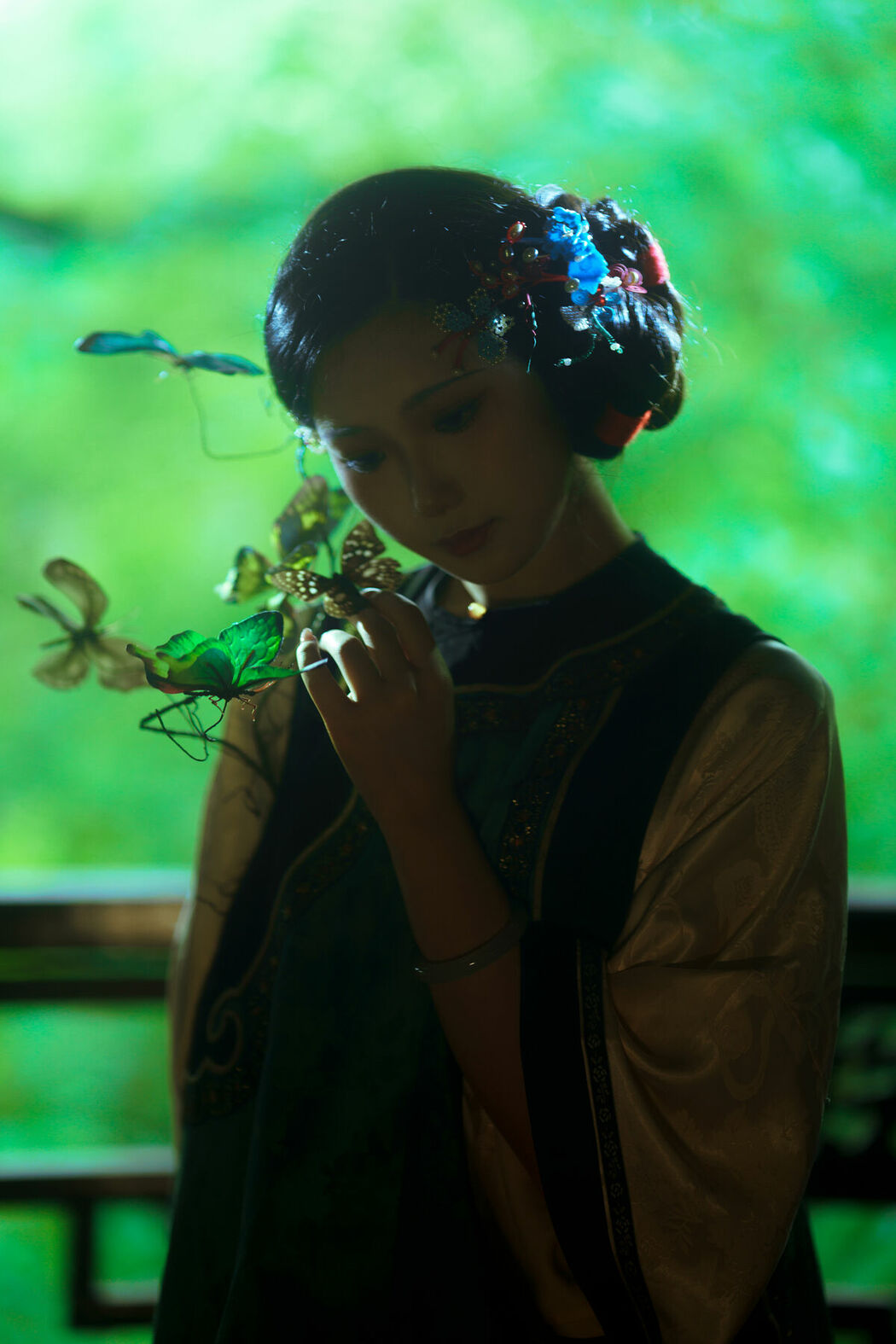 YiTuYu艺图语 Vol.9108 Yue Yue (27P)