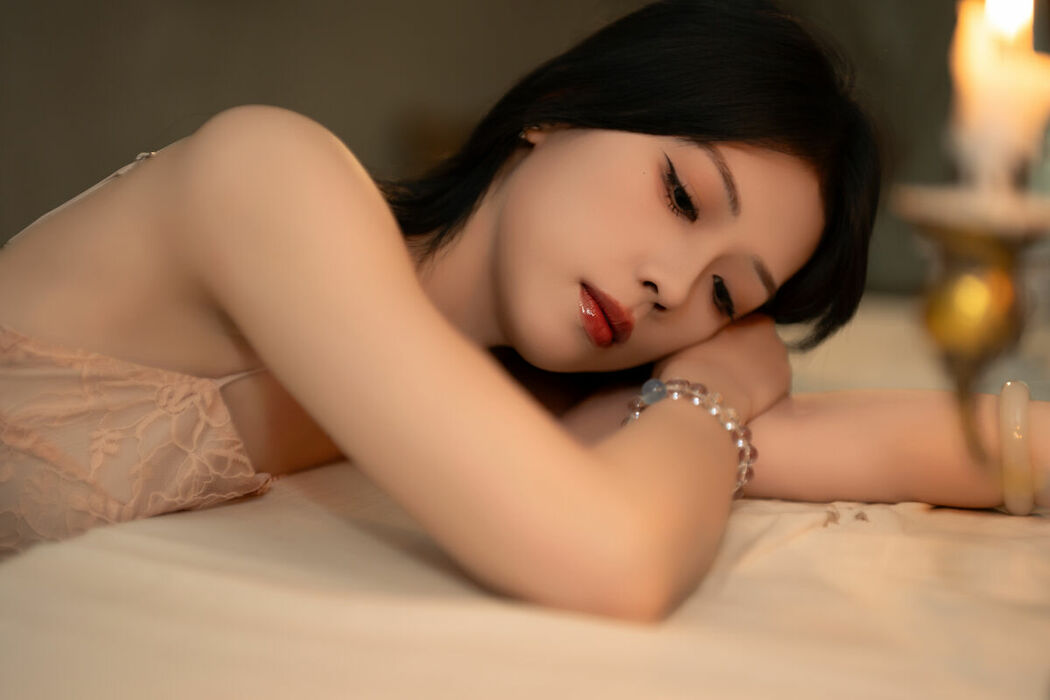 YiTuYu艺图语 Vol.9096 Xiao Wai (37P)