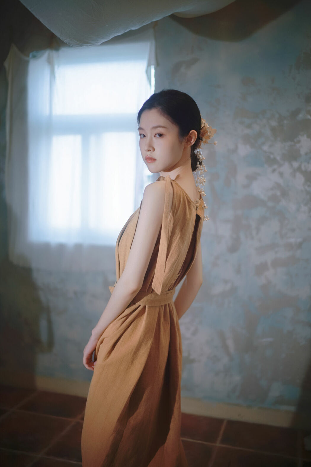 YiTuYu艺图语 Vol.9087 Yi Zhi You Zi (48P)