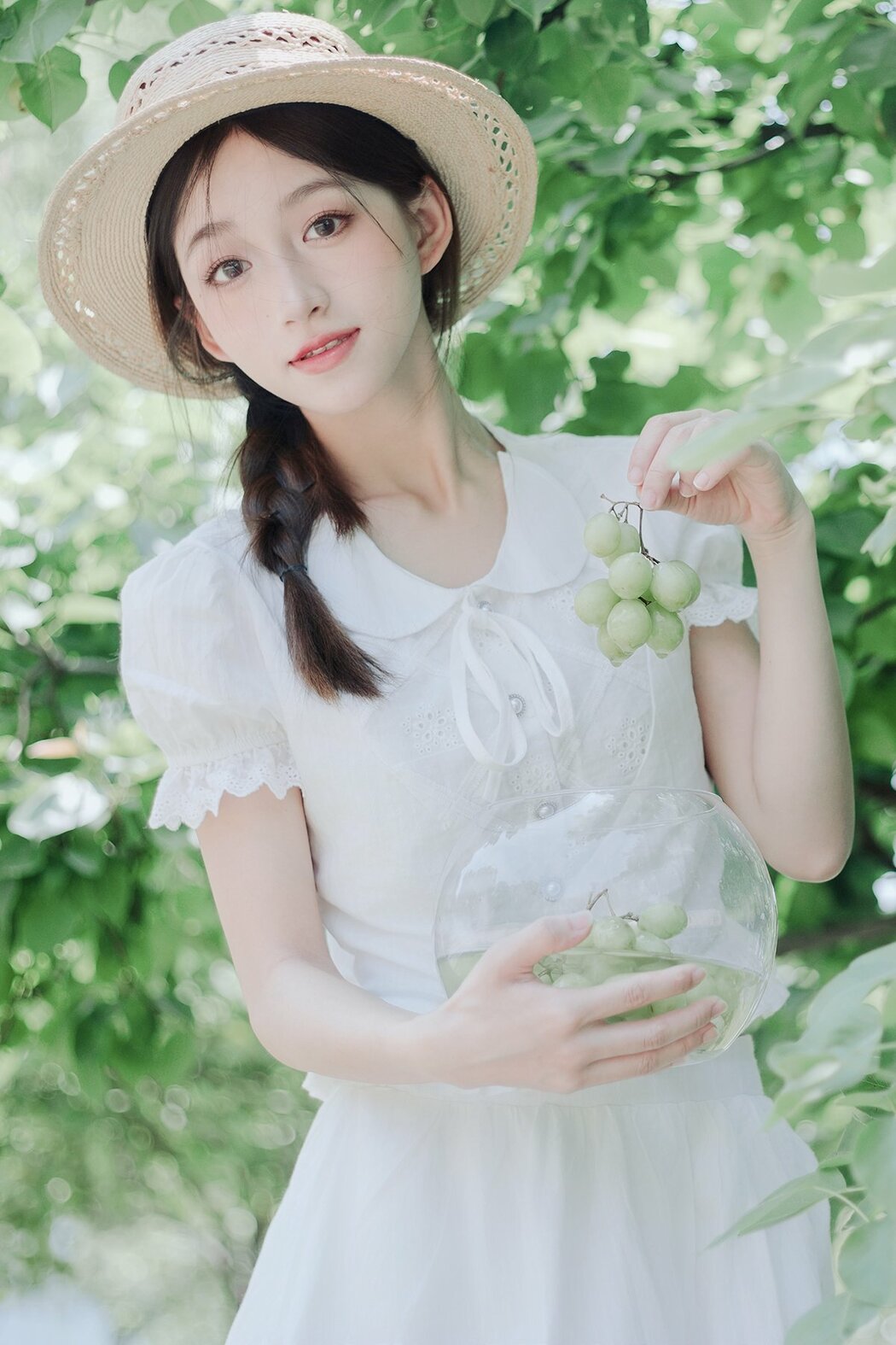 YiTuYu艺图语 Vol.9107 Lin Miao Xin (29P) Cover Photo