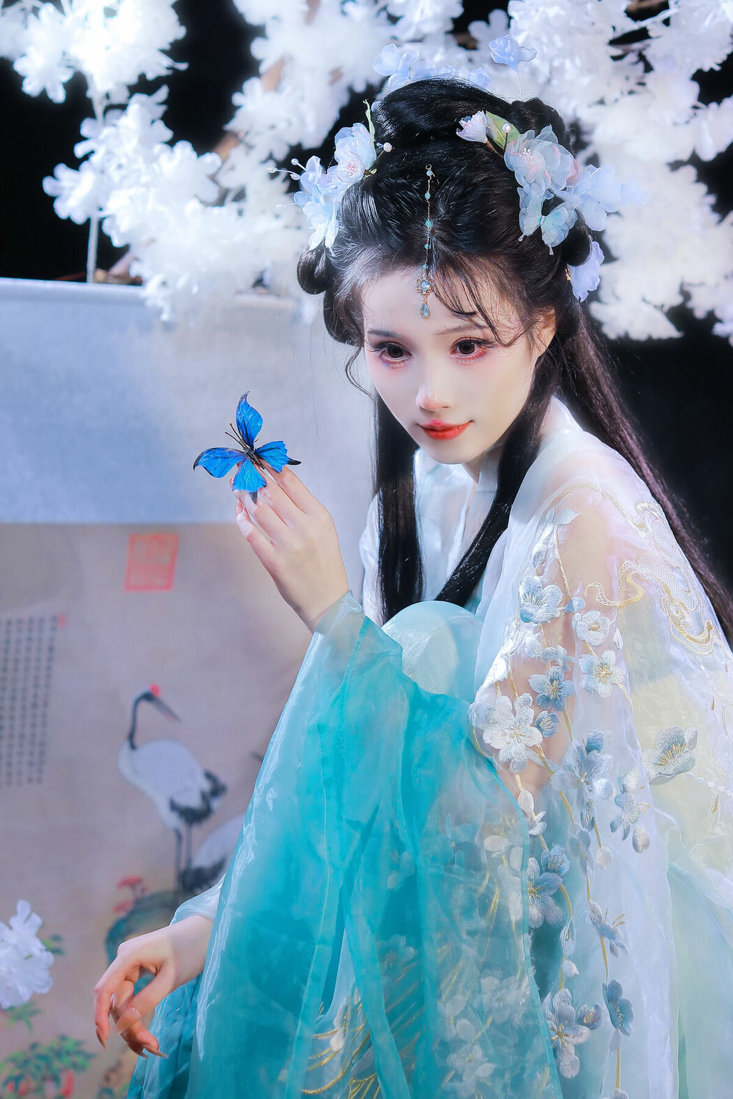 YiTuYu艺图语 Vol.9095 Yun Duo You Dian Tian (17P)