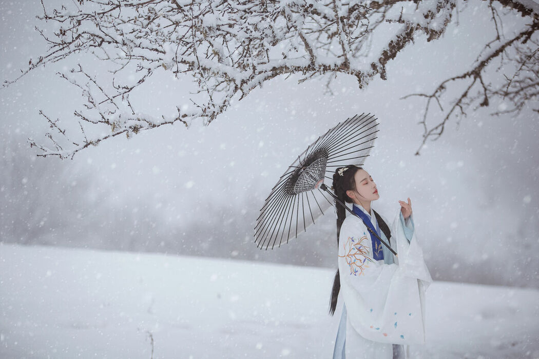 YiTuYu艺图语 Vol.9112 Shiba Yue (20P)