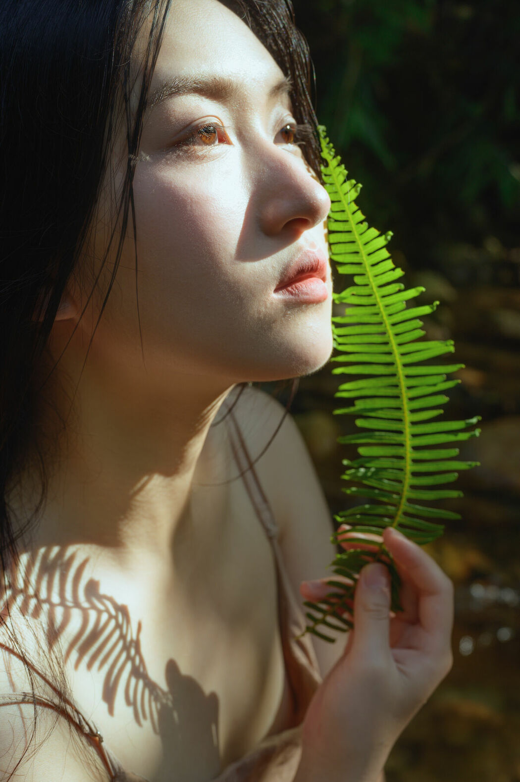 YiTuYu艺图语 Vol.9104 Ye Zhi Zhi Zhi (18P)