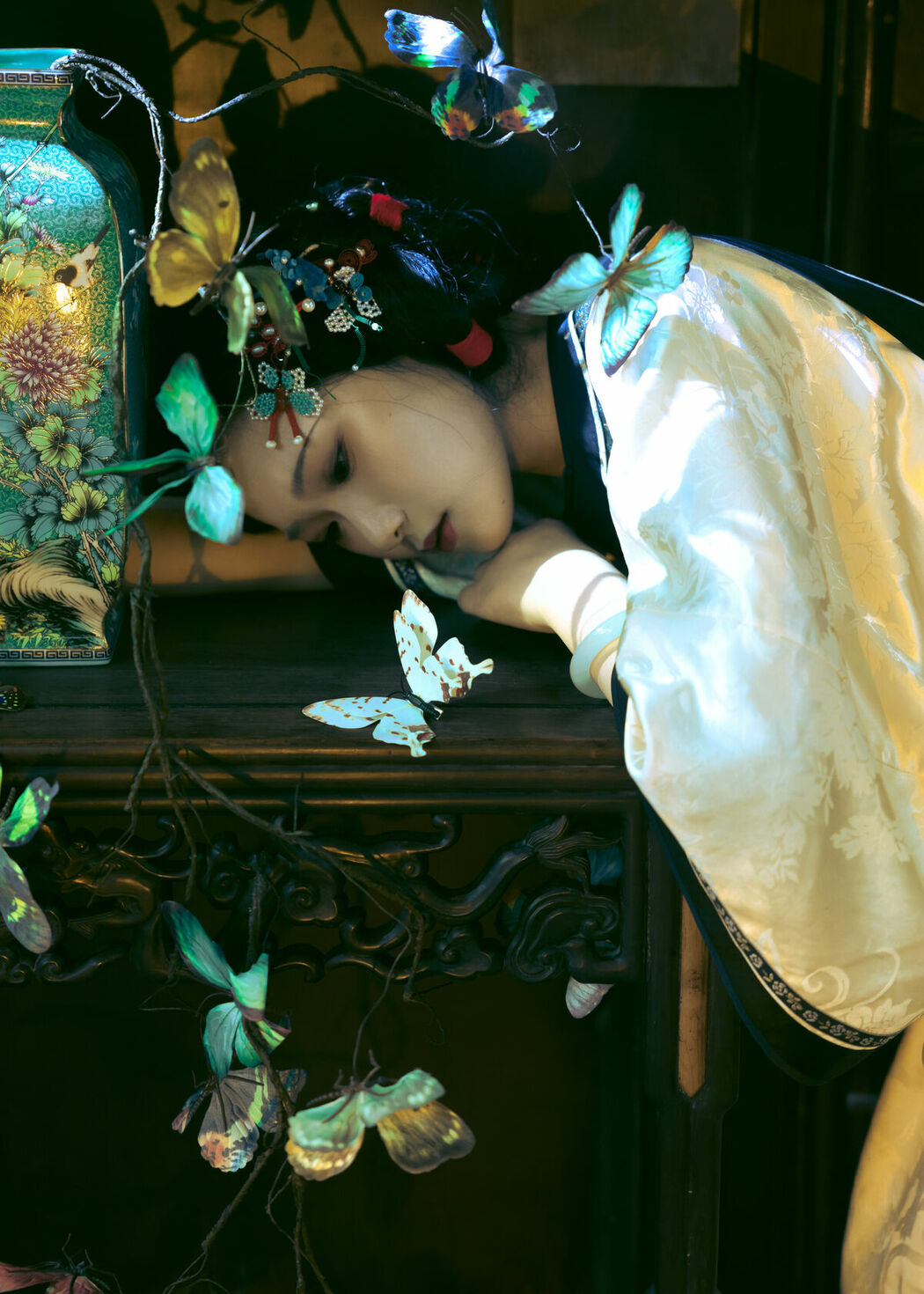 YiTuYu艺图语 Vol.9108 Yue Yue (27P)