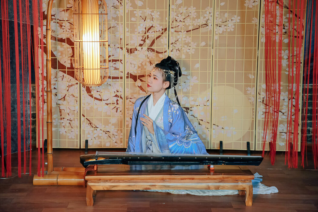 YiTuYu艺图语 Vol.9103 Shen Yan (62P)