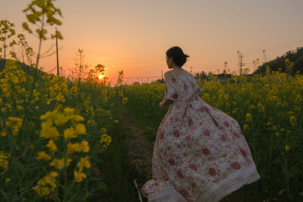 YiTuYu艺图语 Vol.9114 14 (23P)