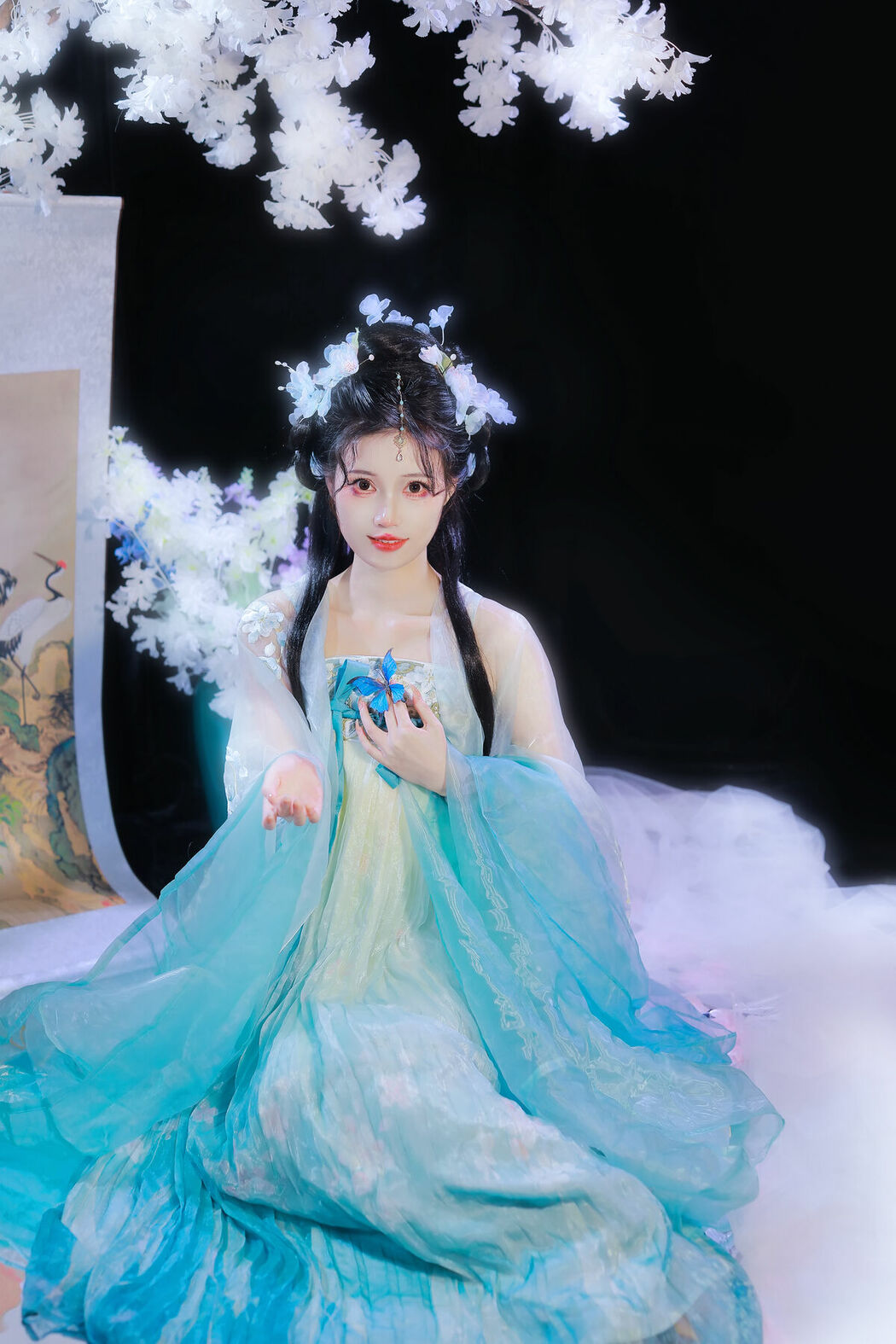 YiTuYu艺图语 Vol.9095 Yun Duo You Dian Tian (17P)