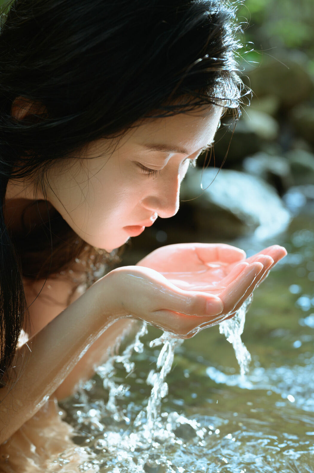 YiTuYu艺图语 Vol.9104 Ye Zhi Zhi Zhi (18P)