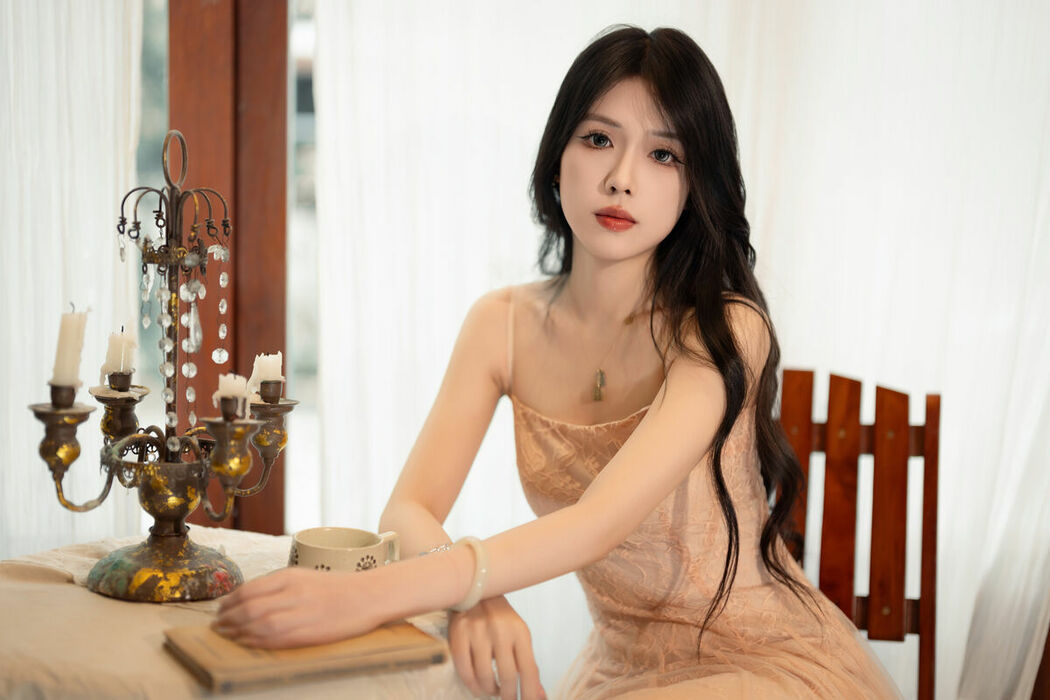 YiTuYu艺图语 Vol.9096 Xiao Wai (37P)